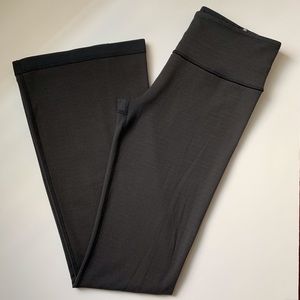Lululemon Groove Bootcut Leggings